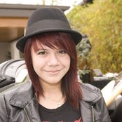 Allison Iraheta - List pictures