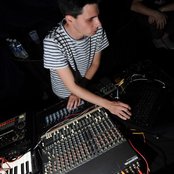 Kassem Mosse - List pictures