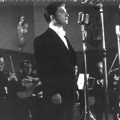 Zeki Muren - List pictures