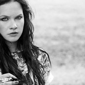 Lauren Pritchard - List pictures