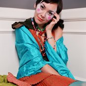 Inara George - List pictures