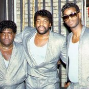 Levert - List pictures