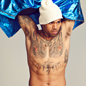Chris Brown - List pictures