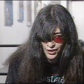 Joey Ramone - List pictures