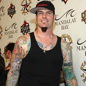 Vanilla Ice - List pictures