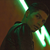 A.chal - List pictures