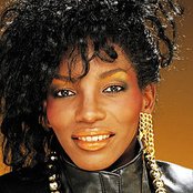 Stephanie Mills - List pictures