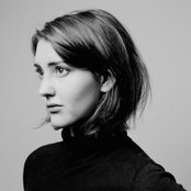 Broken Twin - List pictures