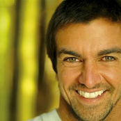 Armandinho - List pictures