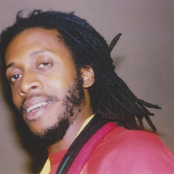 Ini Kamoze - List pictures