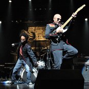 Street Sweeper Social Club - List pictures