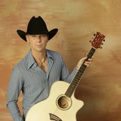 Kenny Chesney - List pictures