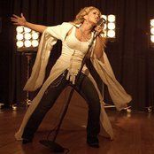 Heidi Newfield - List pictures