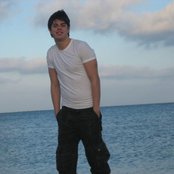 Kevin Borg - List pictures