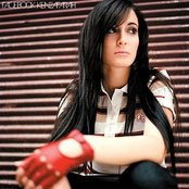 Kenza Farah - List pictures