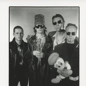 Neljä Ruusua - List pictures