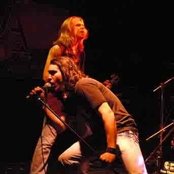 Red Sun Rising - List pictures