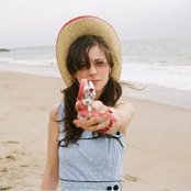 Zooey Deschanel - List pictures