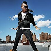 Israel Cruz - List pictures