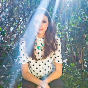 Daya - List pictures