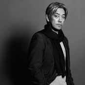 Ryuichi Sakamoto - List pictures