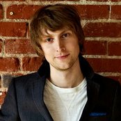 Eric Hutchinson - List pictures