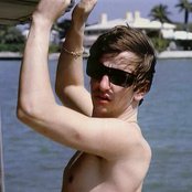 Ringo Starr - List pictures