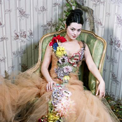 Emilie Simon - List pictures