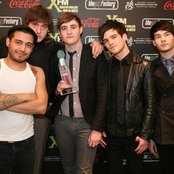 Kids In Glass Houses - List pictures