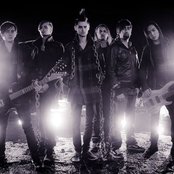 Silent Descent - List pictures