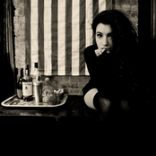 Alex Winston - List pictures