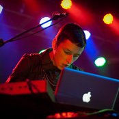 Totally Enormous Extinct Dinosaurs - List pictures