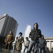 Far-less - List pictures