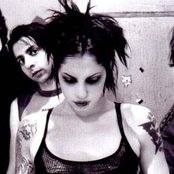 Brody Dalle - List pictures