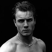Gary Barlow - List pictures