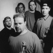 Mucky Pup - List pictures