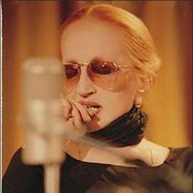 Mina - List pictures