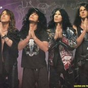 Love/hate - List pictures