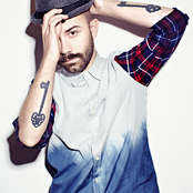 Woodkid - List pictures