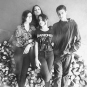 Mourn - List pictures