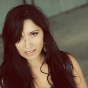 Laura Marie - List pictures