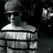 Bluey Robinson - List pictures