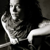 Allison Crowe - List pictures