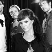 Die Happy - List pictures