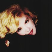 Helen Merrill - List pictures