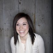 Kari Jobe - List pictures