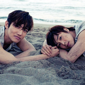 Tohoshinki - List pictures