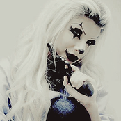 Ms Krazie - List pictures