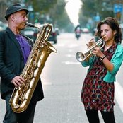 Joan Chamorro & Andrea Motis - List pictures