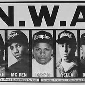 Nwa - List pictures